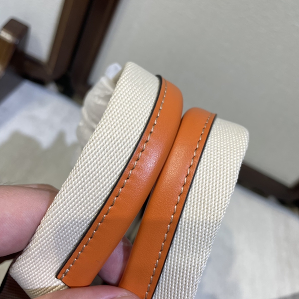 スーパーコピーブランドバッグ素材ディテール