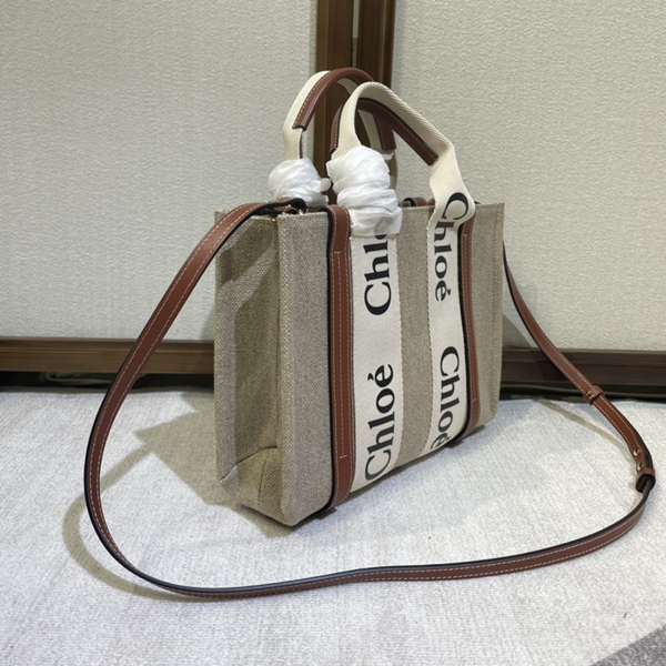 スーパーコピーブランドバッグ背面デザイン