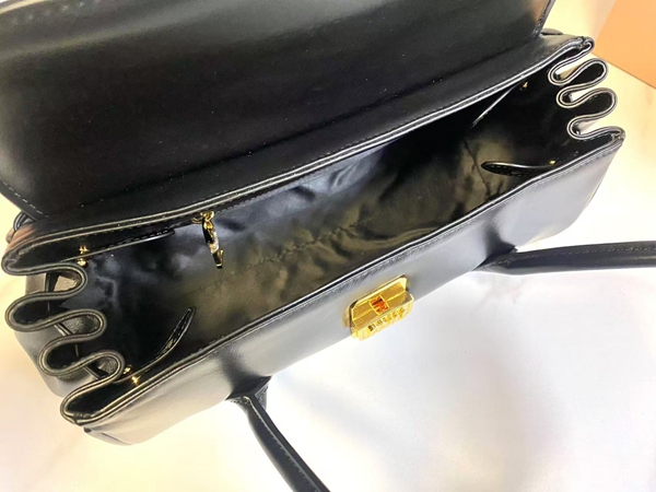 スーパーコピーブランドバッグ素材ディテール