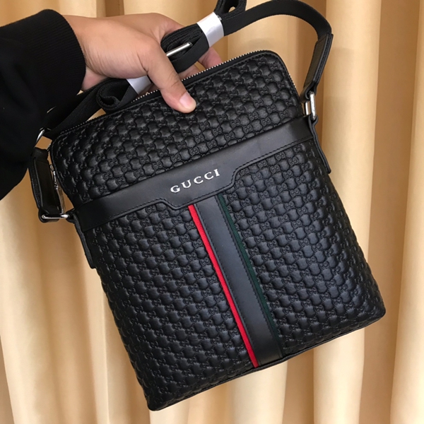 スーパーコピーブランドバッグ内部構造