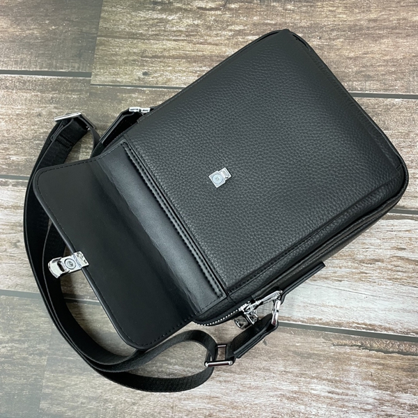スーパーコピーブランドバッグ着用イメージ