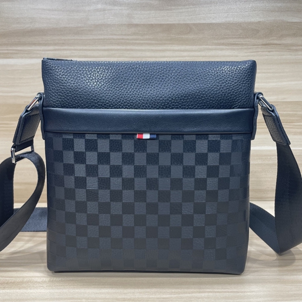 スーパーコピーブランドバッグ背面デザイン