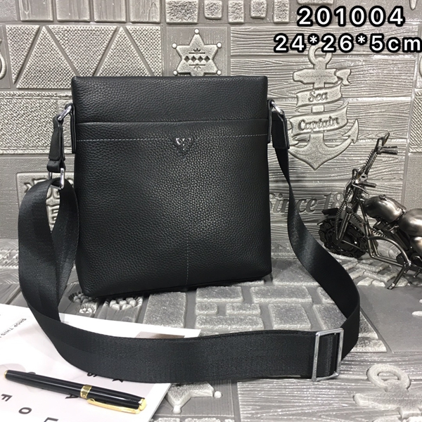 スーパーコピーブランドバッグ正面デザイン