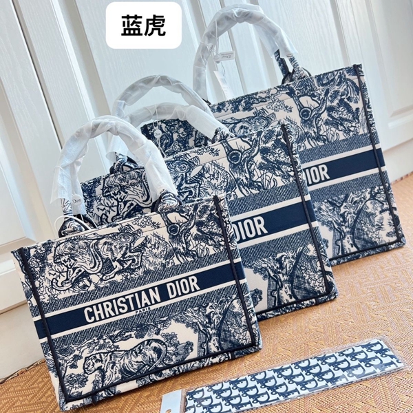 激安ブランドバッグ正面デザイン