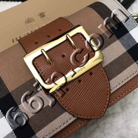 バーバリーバッグ側面デザイン