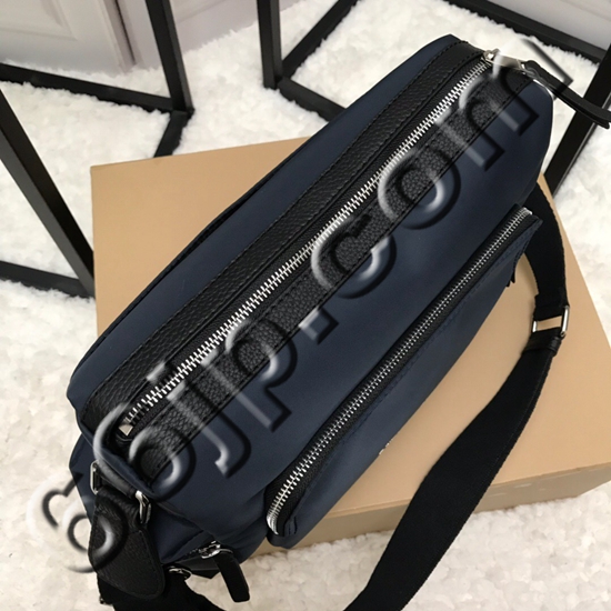 バーバリーバッグ角部分ディテール