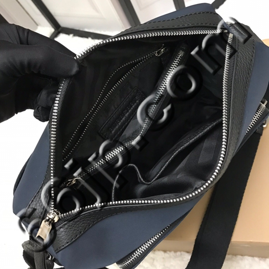 バーバリーバッグ着用イメージ