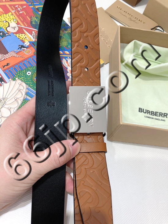 バーバリーベルト着用イメージ