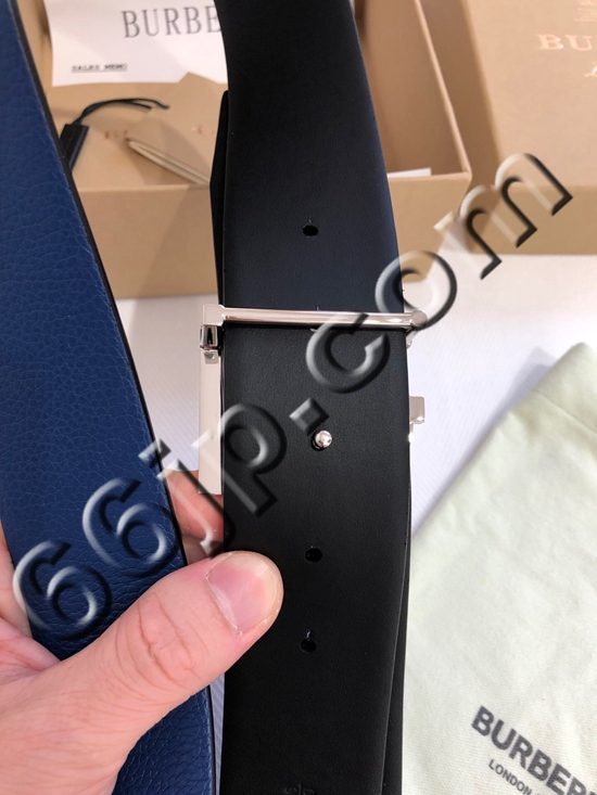 バーバリーベルト着用イメージ
