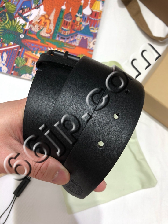 バーバリーベルト着用イメージ