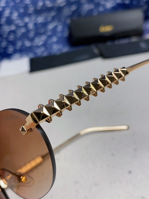 コピーカルティエメガネ角部分ディテール