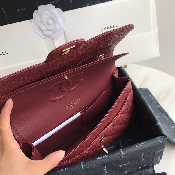 シャネルバッグレプリカ角部分ディテール
