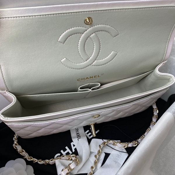 シャネルバッグレプリカ着用イメージ
