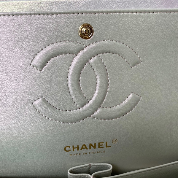 シャネルバッグレプリカ全体デザイン