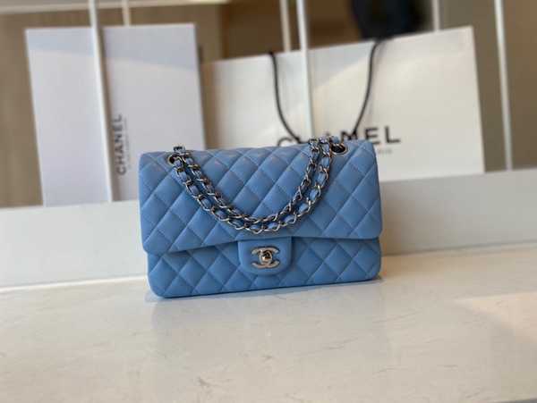 シャネルバッグレプリカ全体デザイン