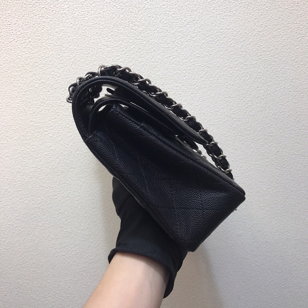 シャネルバッグレプリカ素材ディテール
