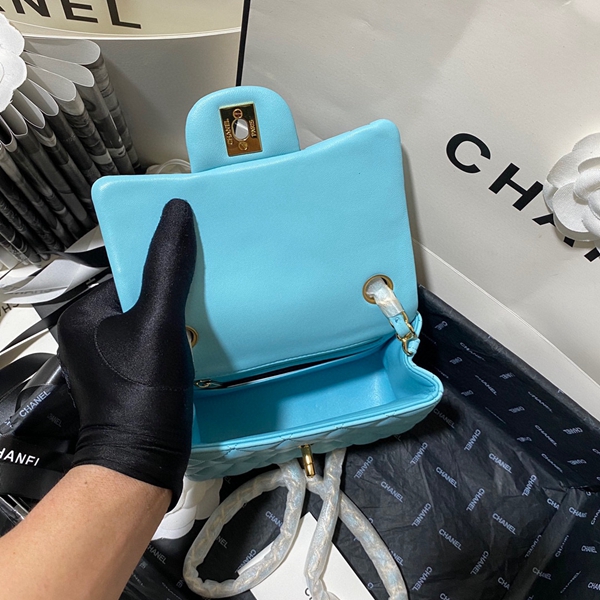 シャネルバッグレプリカ全体デザイン