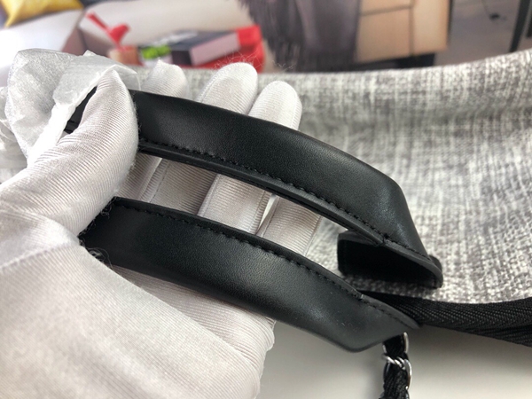 シャネルバッグ着用イメージ