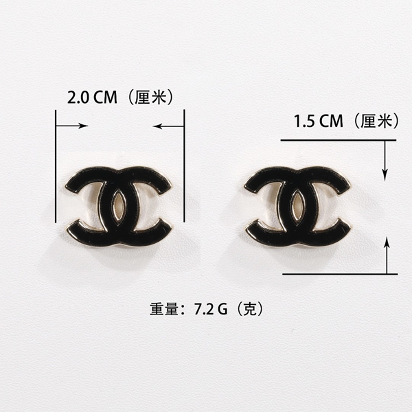 シャネルアクセサリー正面デザイン