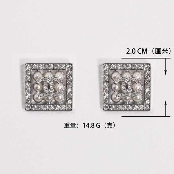 シャネルアクセサリー正面デザイン