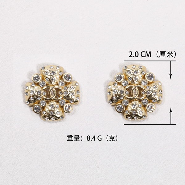 シャネルアクセサリー正面デザイン
