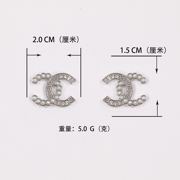 シャネルアクセサリー正面デザイン
