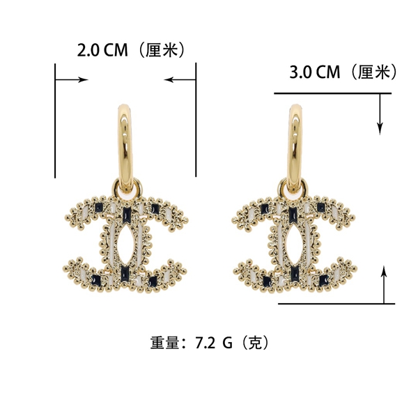 シャネルアクセサリー正面デザイン