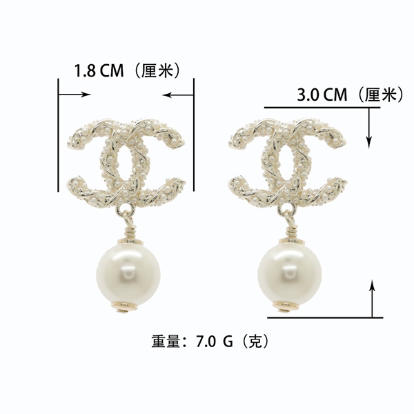 シャネルアクセサリー正面デザイン