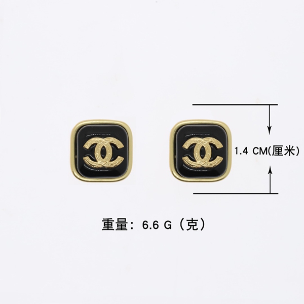 シャネルアクセサリー正面デザイン