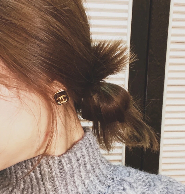 シャネルアクセサリー素材ディテール