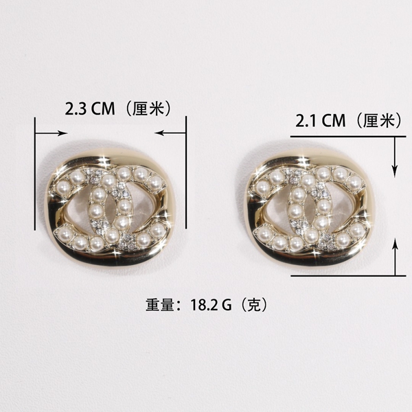 シャネルアクセサリー正面デザイン