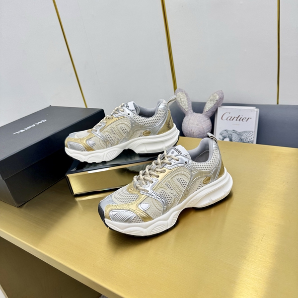 シャネル シューズ内部構造