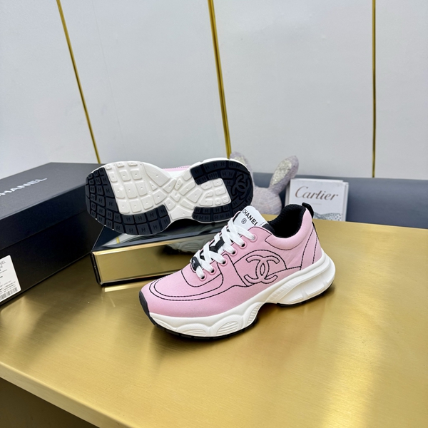 シャネル シューズ着用イメージ