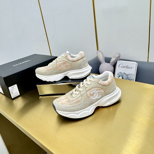 シャネル シューズ内部構造