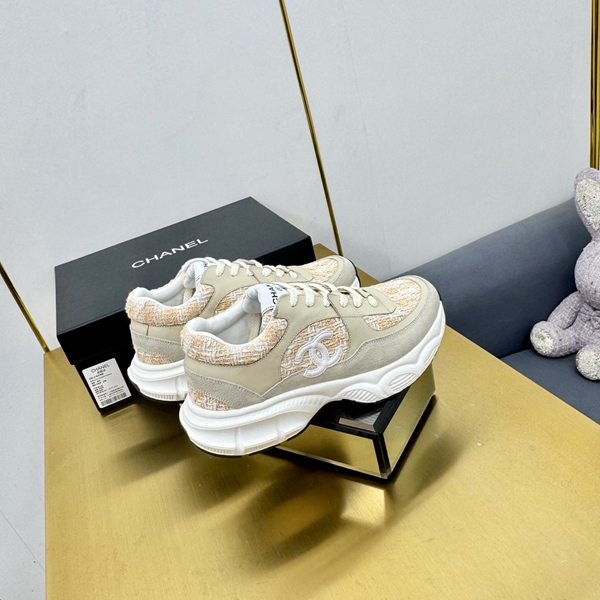 シャネル シューズ全体デザイン