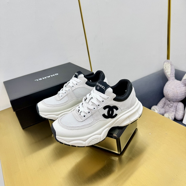 シャネル シューズ角部分ディテール