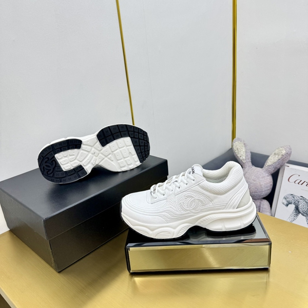 シャネル シューズ着用イメージ