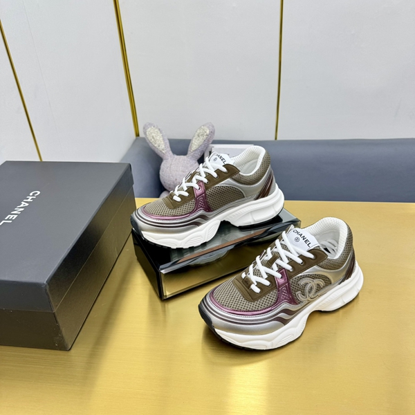 シャネル シューズ角部分ディテール