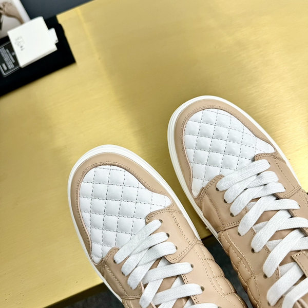 シャネル シューズ着用イメージ