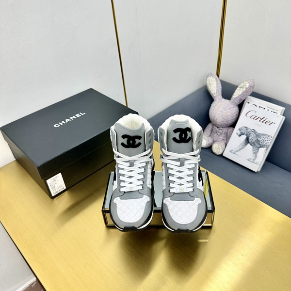 シャネル シューズ着用イメージ