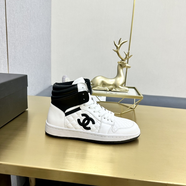 シャネル シューズ内部構造