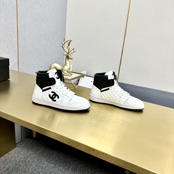 シャネル シューズ着用イメージ
