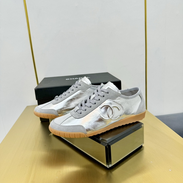 シャネル シューズ着用イメージ