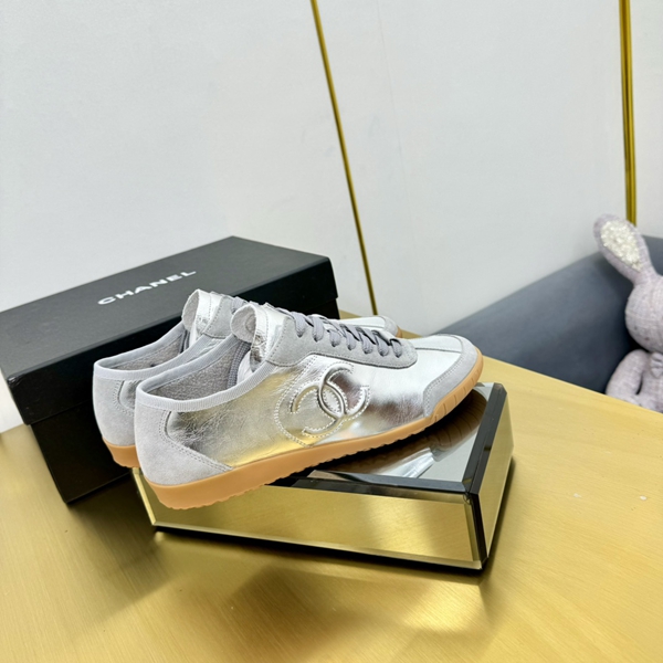 シャネル シューズ全体デザイン