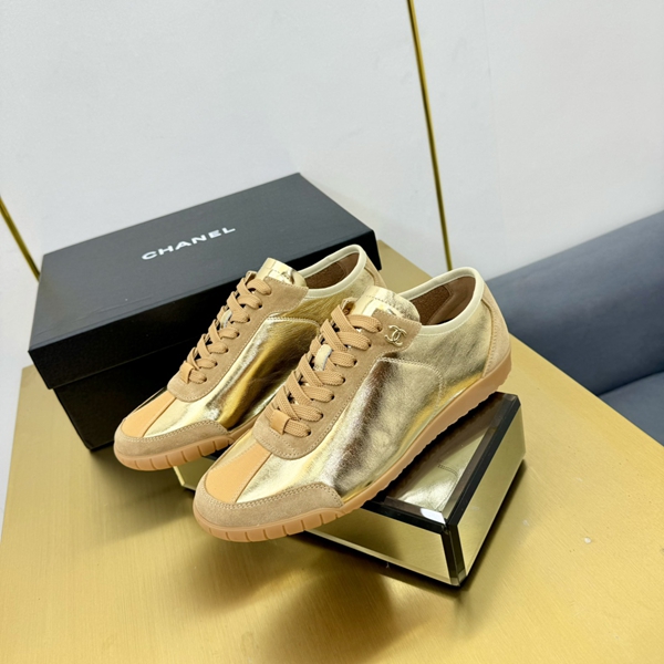 シャネル シューズ着用イメージ