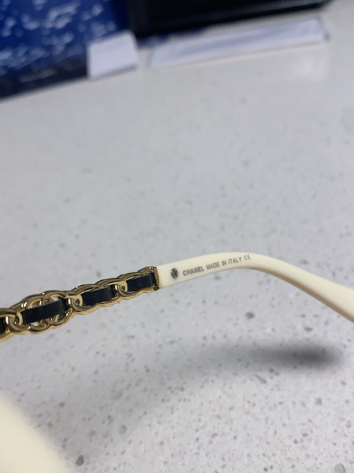 シャネルサングラス着用イメージ
