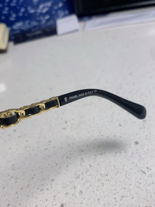 シャネルサングラス着用イメージ