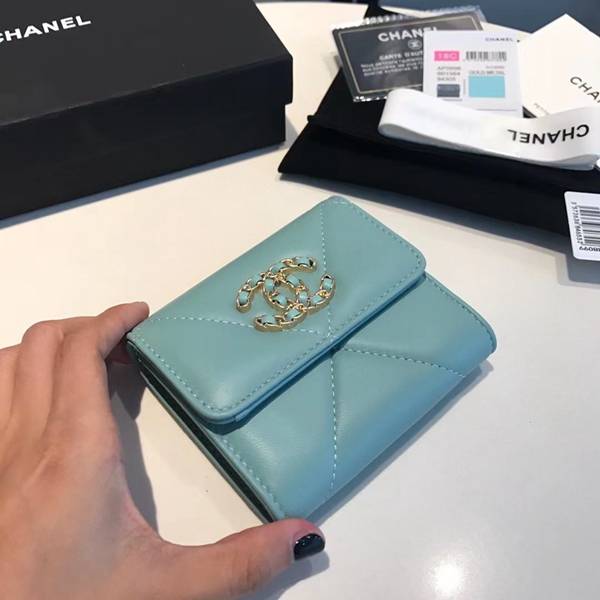 シャネル財布内部構造