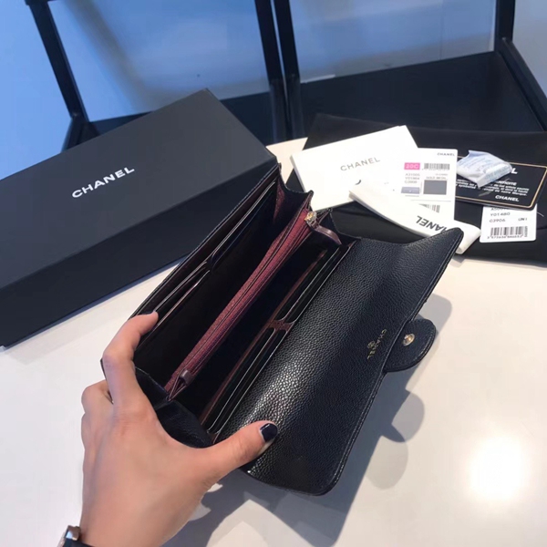 シャネル財布全体デザイン