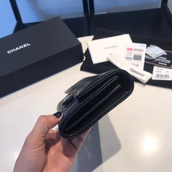 シャネル財布細部ディテール